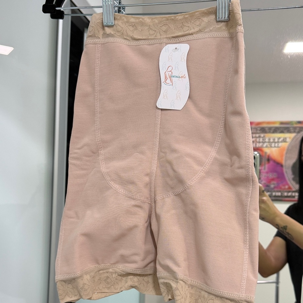 Seamless Tan Bike Shorts for Women